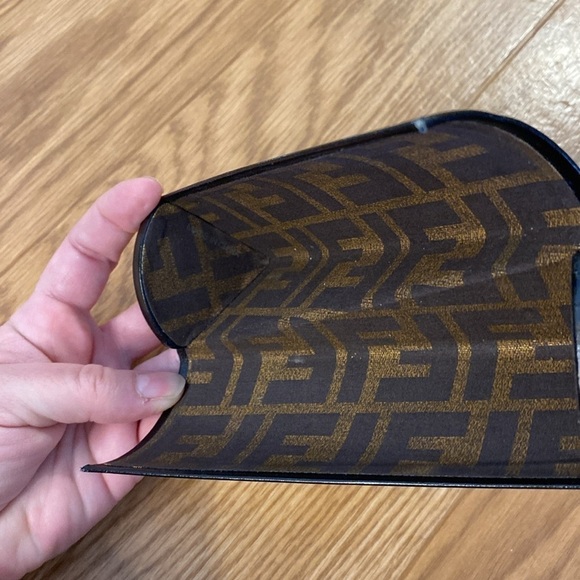 Fendi Twist Black Triangle Small Eyeglass  Hard Protective Carry Case - Picture 7 of 10